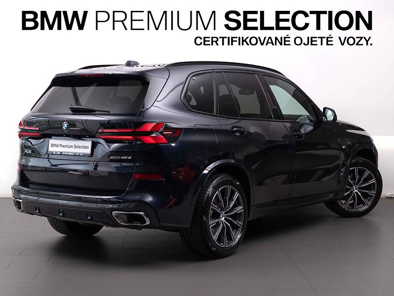 BMW X5 xDrive40d - fotka 5 z 24