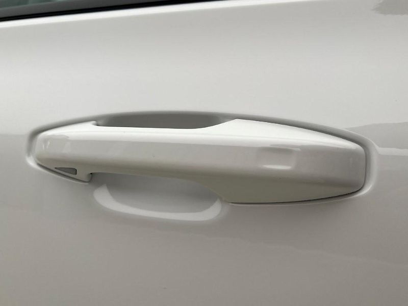 Volvo V60 (2026) B4 PLUS DARK AUT - fotka 16 z 44