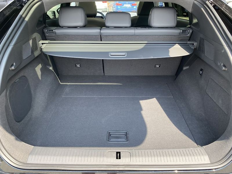 Xpeng G6 AWD Performance - fotka 31 z 37