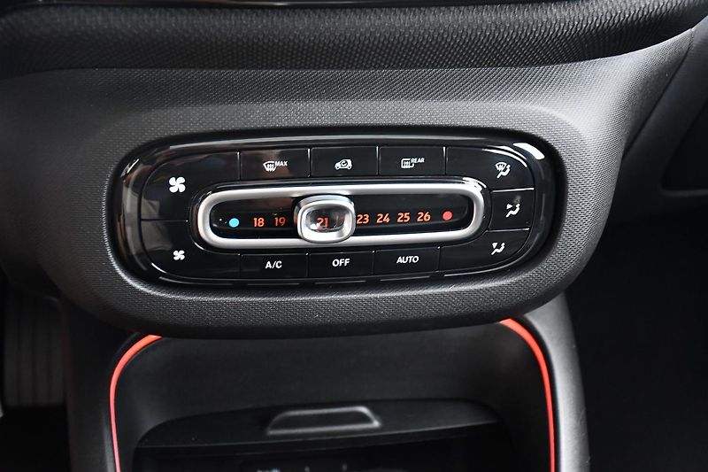 Smart Forfour EQ COMFORT REZERVACE - fotka 28 z 33