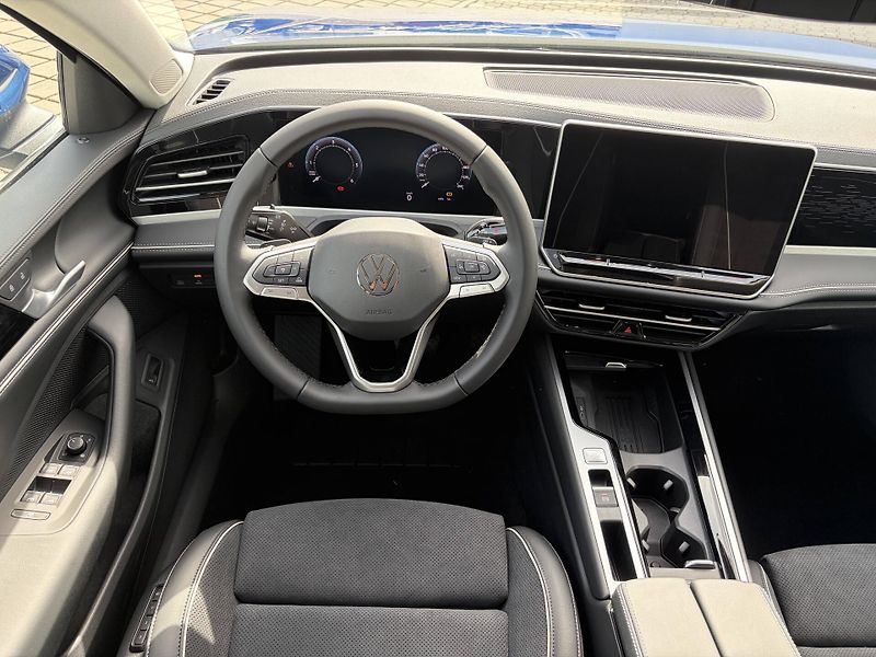Volkswagen Passat (2026) Elegance 7DSG 2,0TDI - fotka 6 z 7