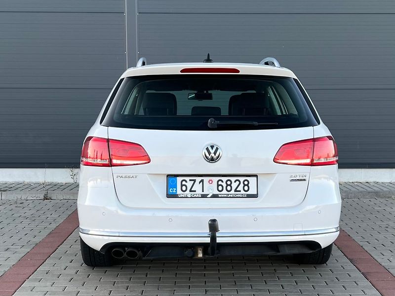 Volkswagen Passat TDI-ALU-NAVI-PLNÝ SERVIS - fotka 5 z 45