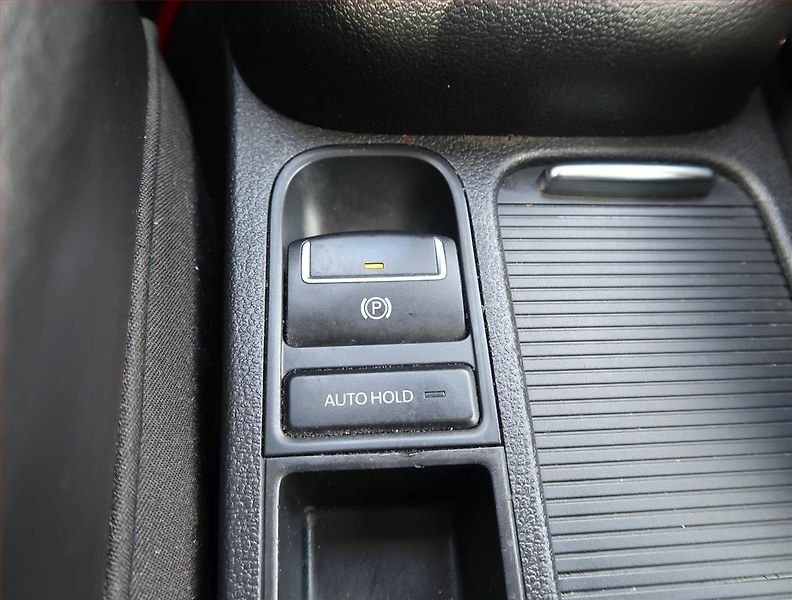Volkswagen Tiguan (2008) 2.0 TDI, 4X4, Navi, Tempomat - fotka 21 z 23