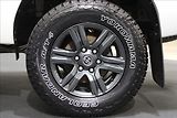 Toyota Hilux 2,4 D-4D 150 4x4 1.majitel, CZ - náhled 32