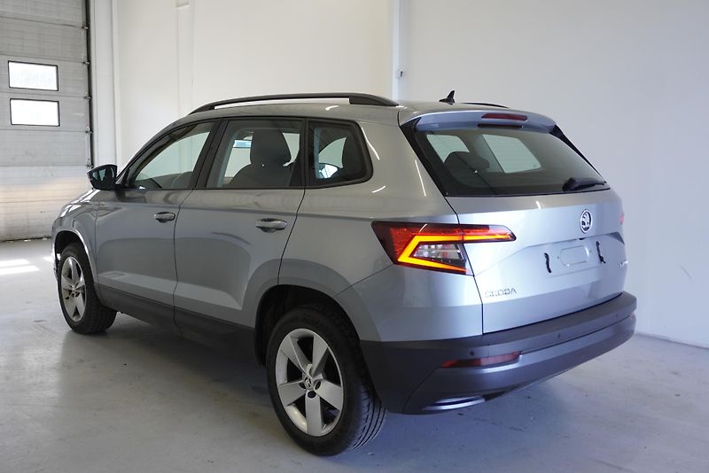 Škoda Karoq 1.6 TDi DSG 7 - fotka 9 z 28