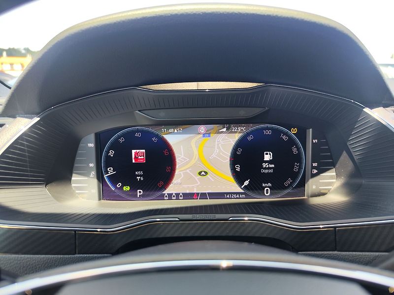 Škoda Superb 2.0 TDI/147kW Sportline DSG 4x - fotka 19 z 36