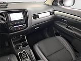 Mitsubishi Outlander (2014) 2.2 DI-D, 4X4, Automat - náhled 8