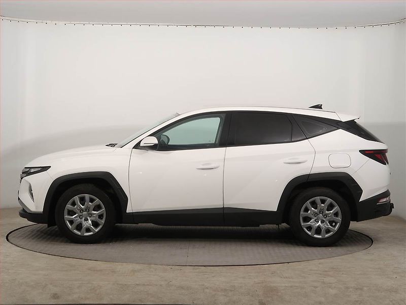 Hyundai Tucson (2022) 1.6 T-GDI - fotka 3 z 14