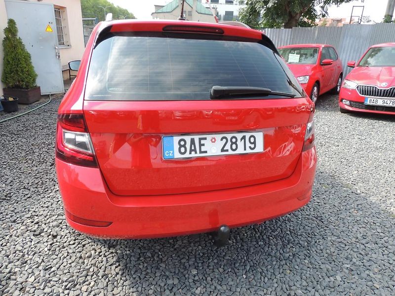 Škoda Fabia (2020) 1.0,Combi,Style,1.majČR,tažné - fotka 6 z 24