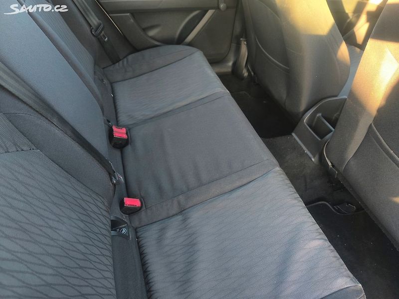 Seat Leon 2.0TDI 110KW,KRÁSNÝ,SERVISKA - fotka 8 z 31