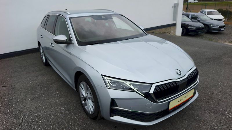 Škoda Octavia (2025) OCT.COMBI TOP SELECTION 1,5 TS - fotka 25 z 27