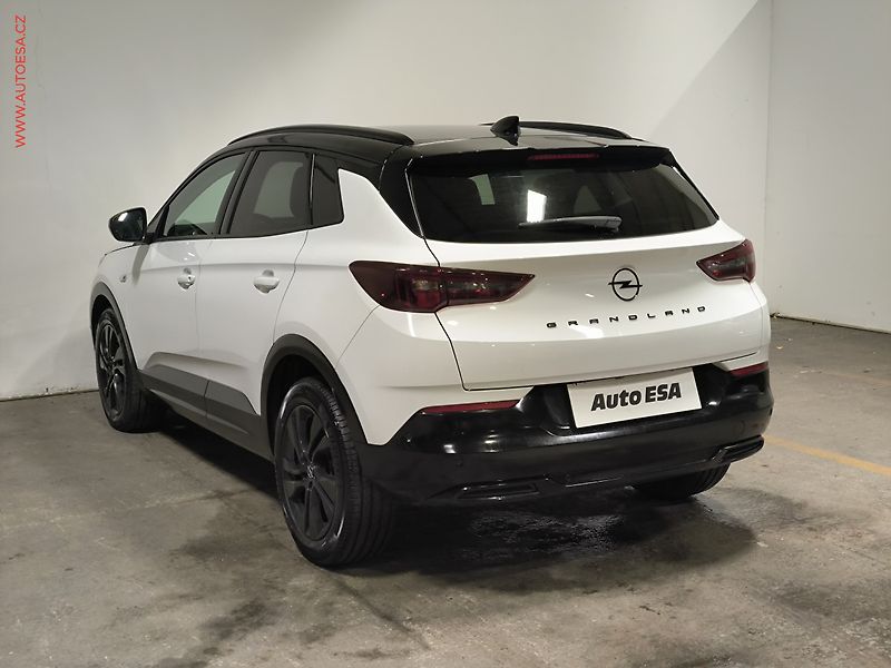 Opel Grandland (2022) 1.2T, 2.maj,ČR, GS Line - fotka 4 z 18