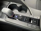 Toyota C-HR STYLE 2.0 PHEV 223k e-CVT - náhled 23
