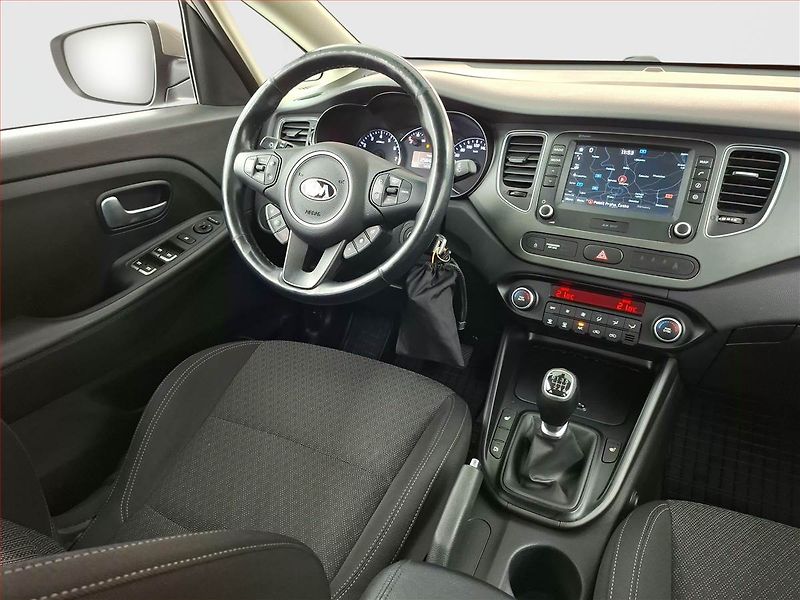 Kia Carens (2017) 1.6 GDI, Serv.kniha, Navi - fotka 7 z 19