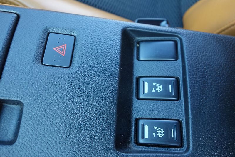 Nissan Ostatní 3,5i ČR ! NAJ.51000 km !!! - fotka 31 z 33