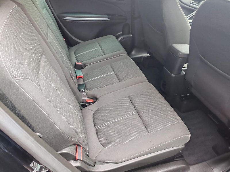 Opel Zafira 1.4 active Tourer - fotka 16 z 24