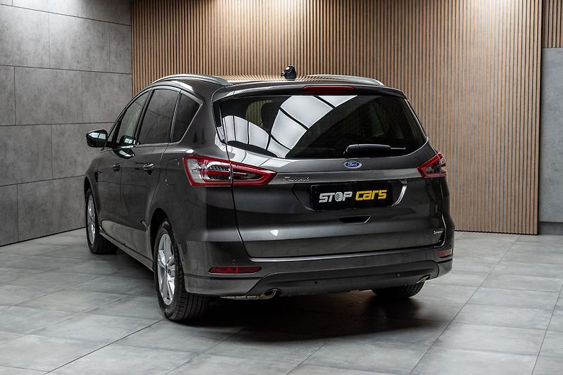 Ford S-MAX 2.5 HYBRID*TAŽNÉ*DPH*ČR 1.MAJ* - fotka 4 z 41