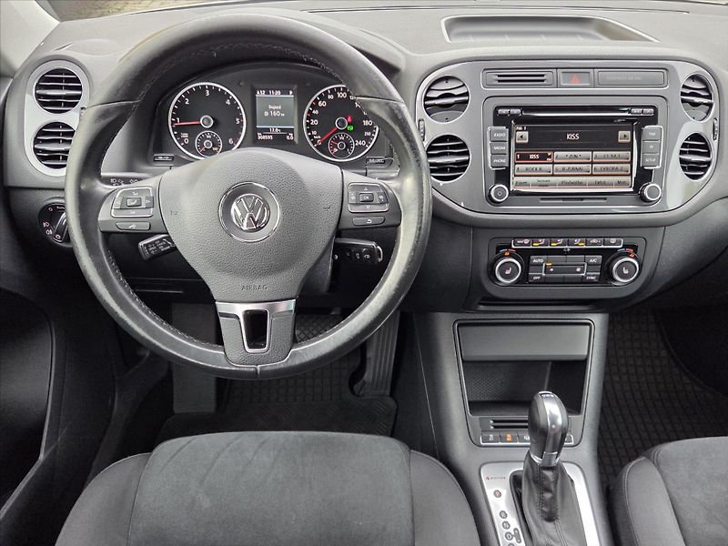 Volkswagen Tiguan 2,0 TDi DSG 4x4 Tažné z. Track - fotka 13 z 24