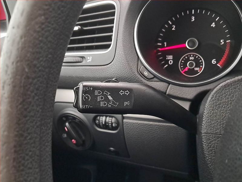 Volkswagen Golf (2011) 1.6 TDI, Eko.zaplacen - fotka 16 z 16