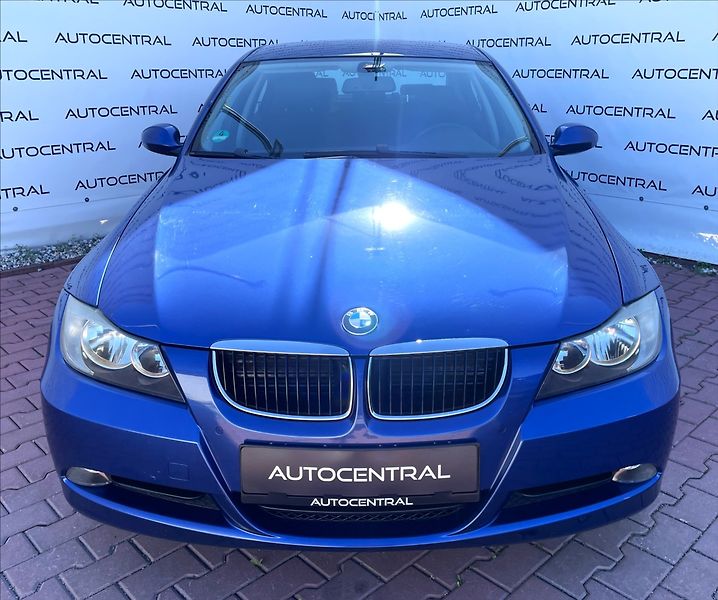 BMW Řada 3 2,0 i,105kW,STK 8/28,serv.kn. - fotka 2 z 22