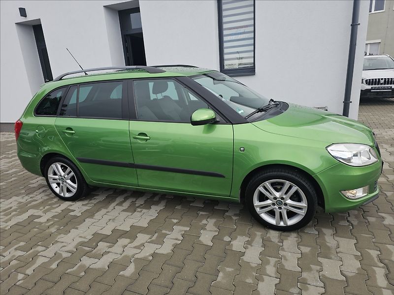 Škoda Fabia II 1,2 TSi 63KW Ambition - fotka 5 z 46