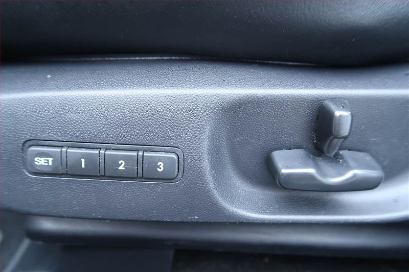 Mazda CX-7 (2012) 2.2 MZR-CD, 4X4, Navi, Xenony - fotka 18 z 22