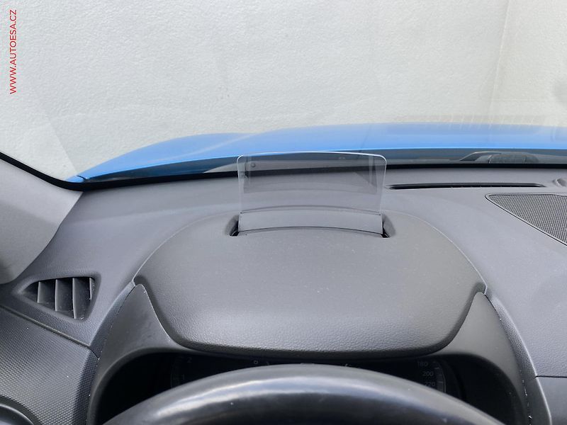 Hyundai Kona (2018) 1.6T-GDi 4WD, Premium, AT - fotka 13 z 20