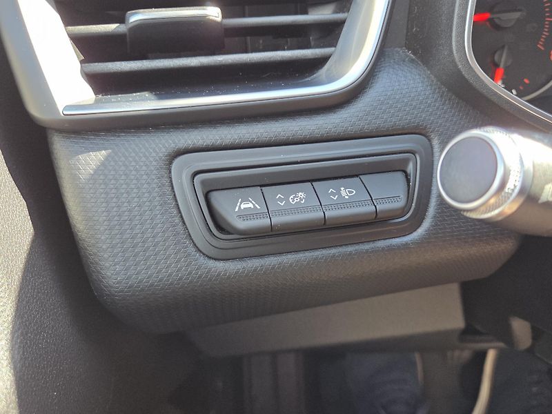 Renault Clio (2021) 1.0 TCe 91 Intense MAN6 - fotka 23 z 31