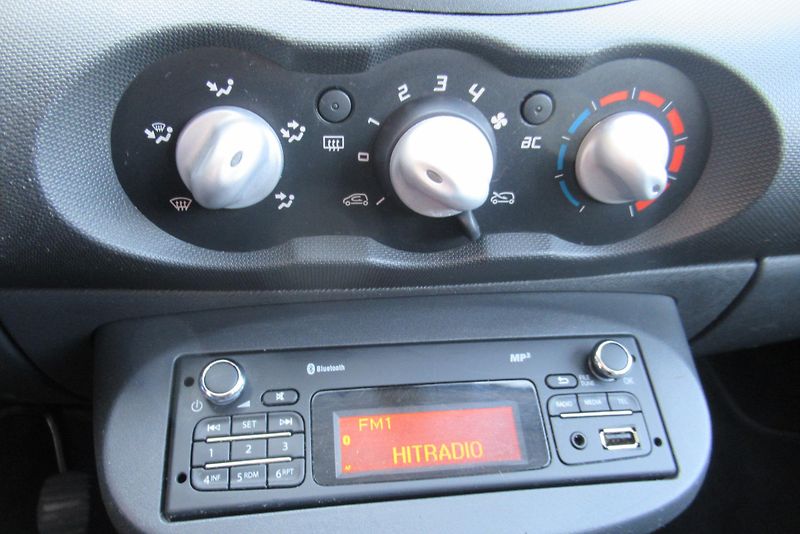 Renault Twingo 1.2 KLIMA TEMPOMAT - fotka 10 z 18