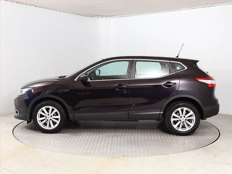 Nissan Qashqai (2014) 1.2 DIG-T, Serv.kniha - fotka 3 z 16