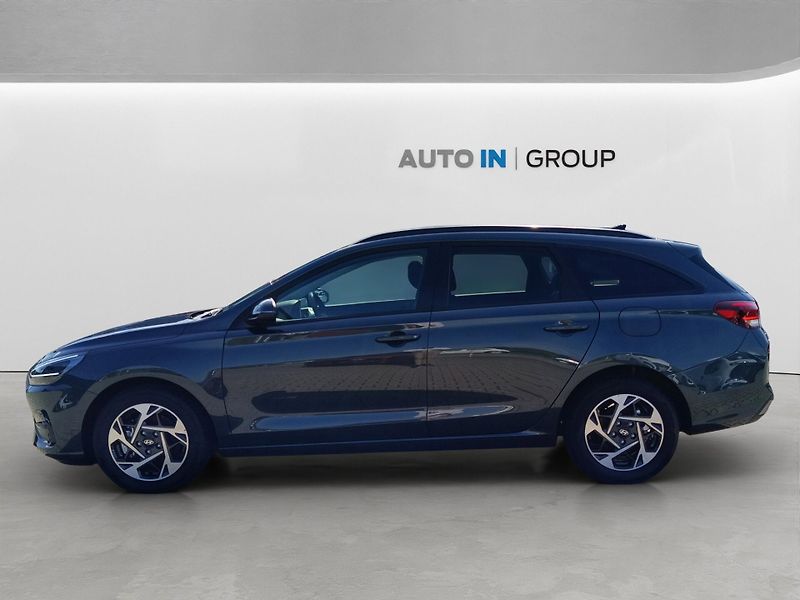 Hyundai i30 (2026) kombi SMART 1,0 T-GDI 85 kW - fotka 3 z 10