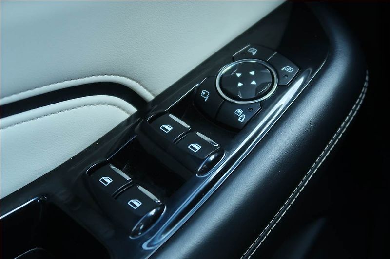 Ford Edge (2018) 2.0 Bi-TDCI, 4X4, Automat - fotka 23 z 27