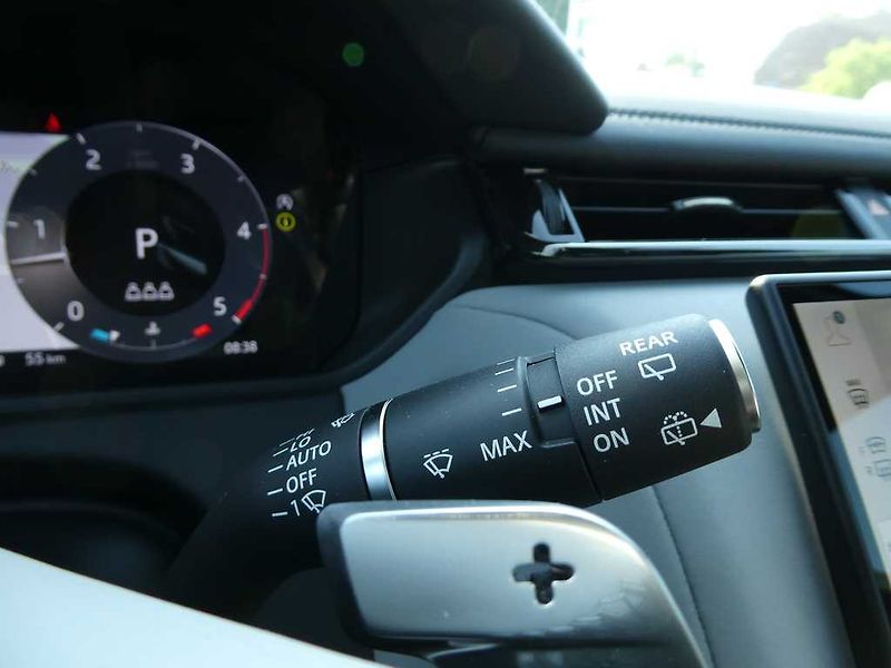 Land Rover Range Rover Velar 3,0 Dynamic SE D300 - fotka 22 z 40