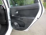 Kia Venga 1.6i 91kW AUTOMAT*NAVI*VÝHŘEV - náhled 33