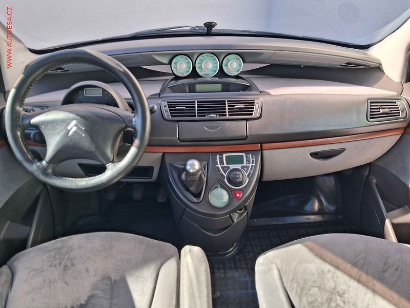 Citroën C8 (2004) 2.0 i, AC, TZ, temp - fotka 8 z 14