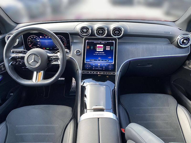 Mercedes-Benz GLC GLC 300de 4Matic AMG - fotka 9 z 26