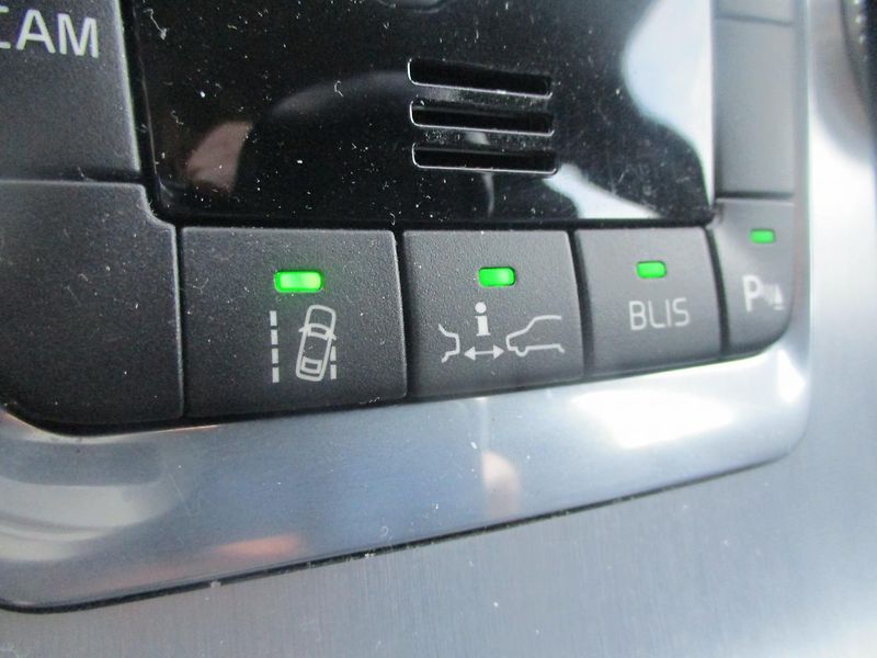 Volvo V60 D5 AWD Polestar - fotka 28 z 39