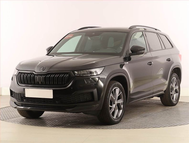Škoda Kodiaq (2022) Sportline 1.5 TSI, digi klima - fotka 2 z 27
