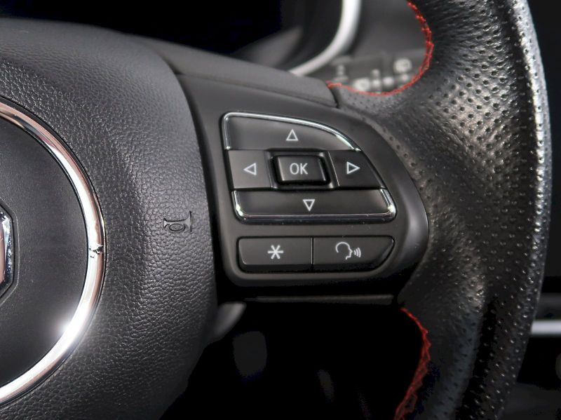 MG ZS (2022) EMOTION 1.5VTi-Tech 77KW - fotka 19 z 33