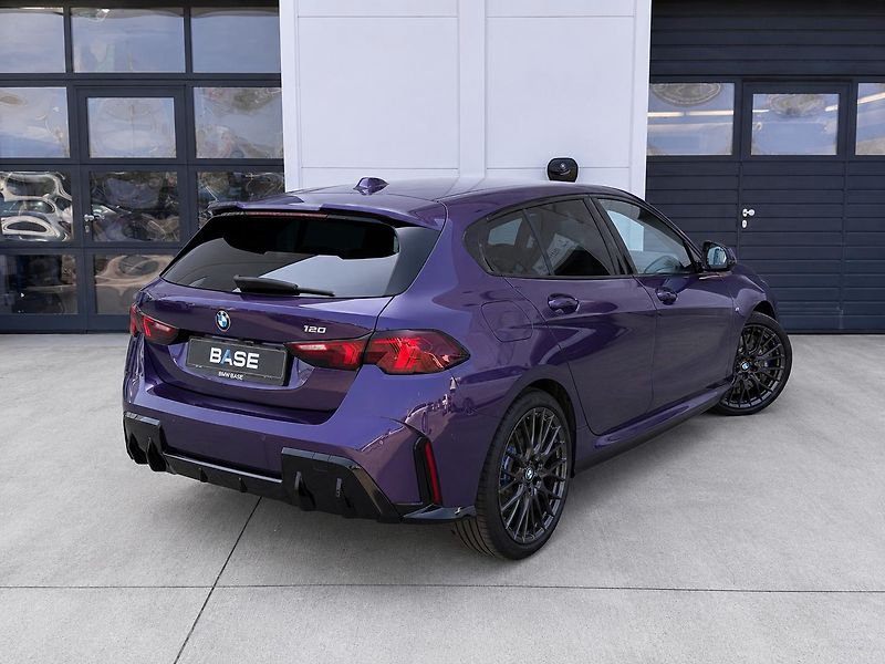 BMW Řada 1 120 M-Sport Paket PRO - fotka 4 z 26