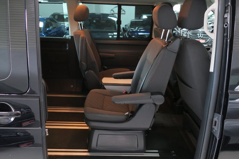 Volkswagen Multivan (2014) T5.1 Long Comfort 4Motion DSG - fotka 40 z 46