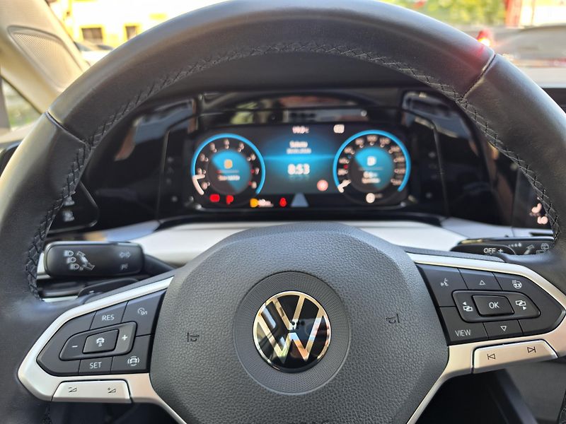 Volkswagen Golf 1.5TSI 8 Automat Led  Virtual  - fotka 24 z 29