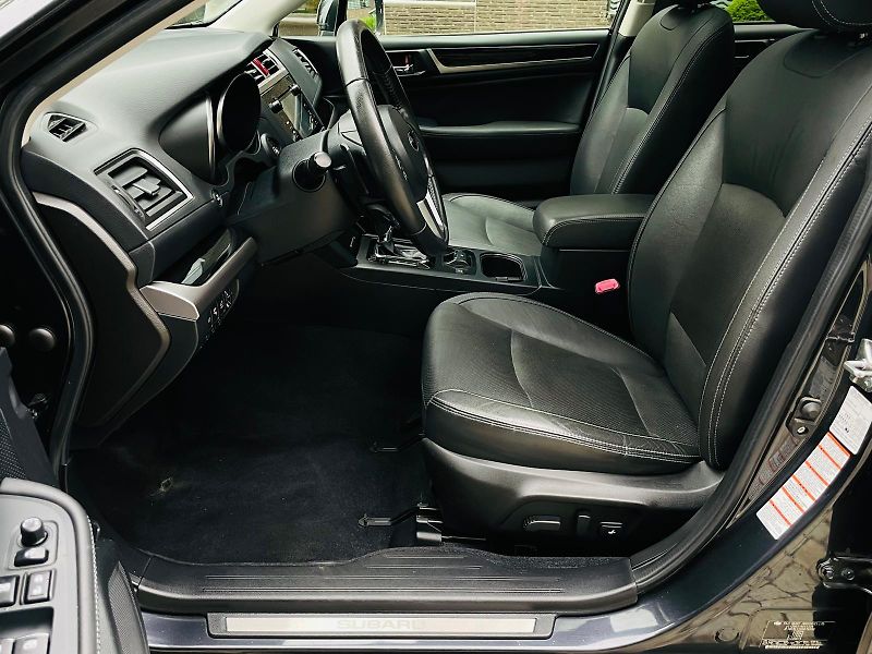 Subaru Outback 2.5i 4x4 AUT SERVISKA 1MAJITEL - fotka 29 z 49