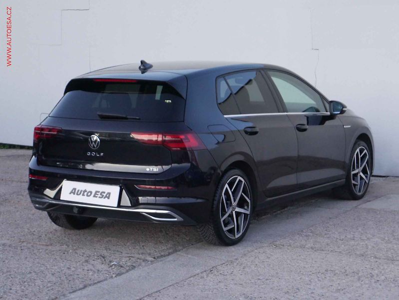 Volkswagen Golf (2021) 1.5TSi, ČR, DSG, LED - fotka 6 z 19
