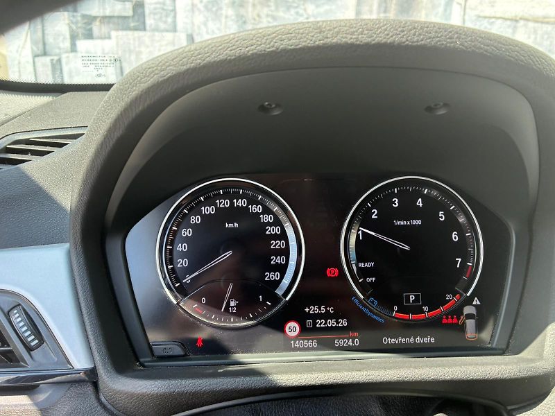 BMW X1 (2019) xDrive 25i, 170KW - fotka 26 z 26