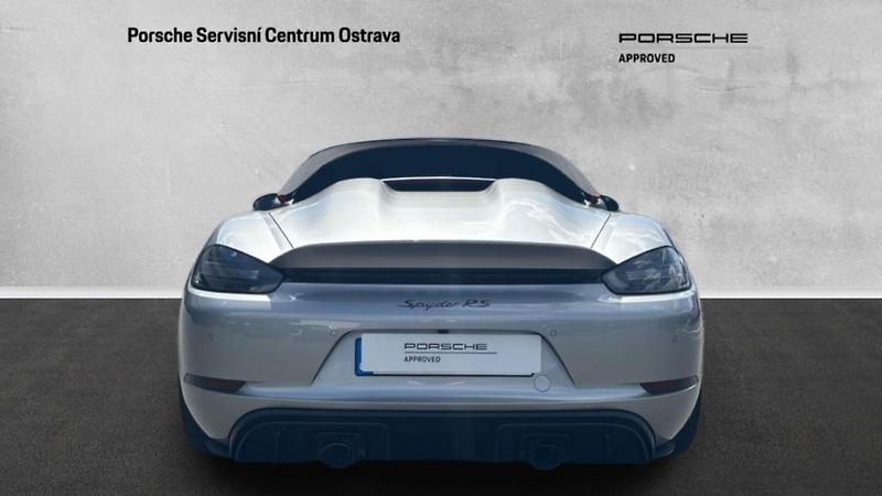 Porsche Boxster 718 GT4 Spyder RS - fotka 7 z 30