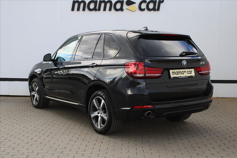 BMW X5 xDrive 30d Bang&Olufsen - fotka 5 z 30