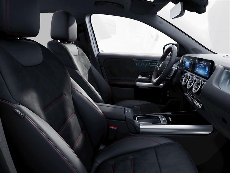 Mercedes-Benz GLA (2025) 1,3 200 AMG Style Edition - fotka 7 z 9