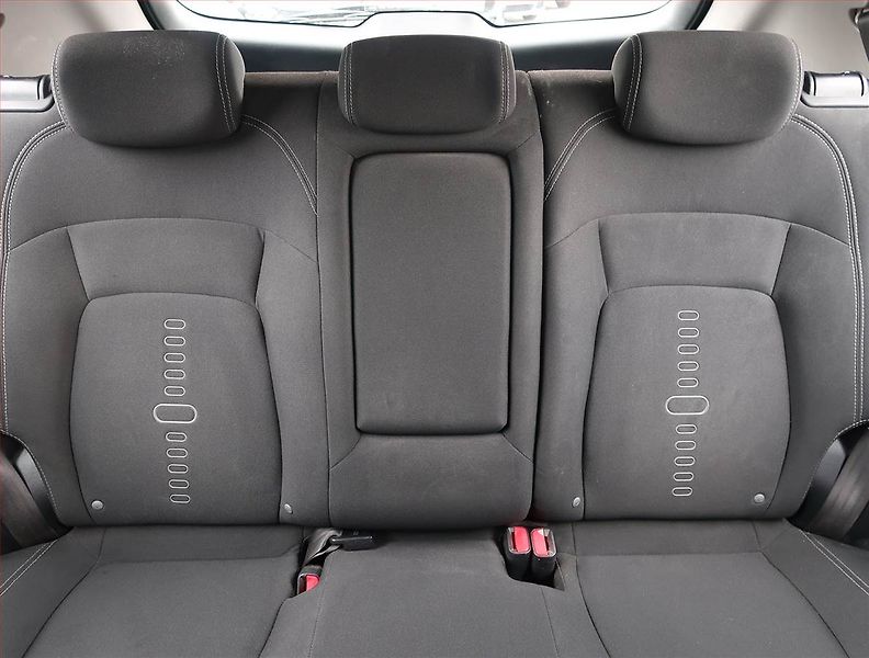Kia Sportage (2011) 1.7 CRDi, Tempomat - fotka 10 z 18