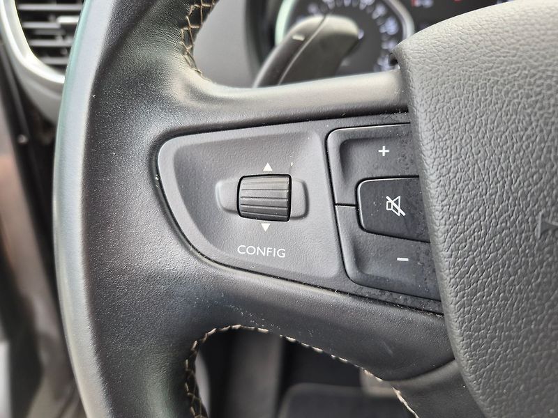 Toyota ProAce Verso VIP L2 Webasto 2,0 D 130 kW 8A - fotka 10 z 23
